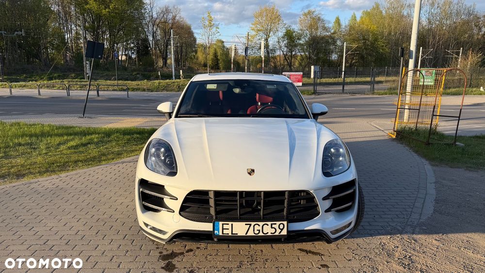Porsche Macan Turbo Performance - 16
