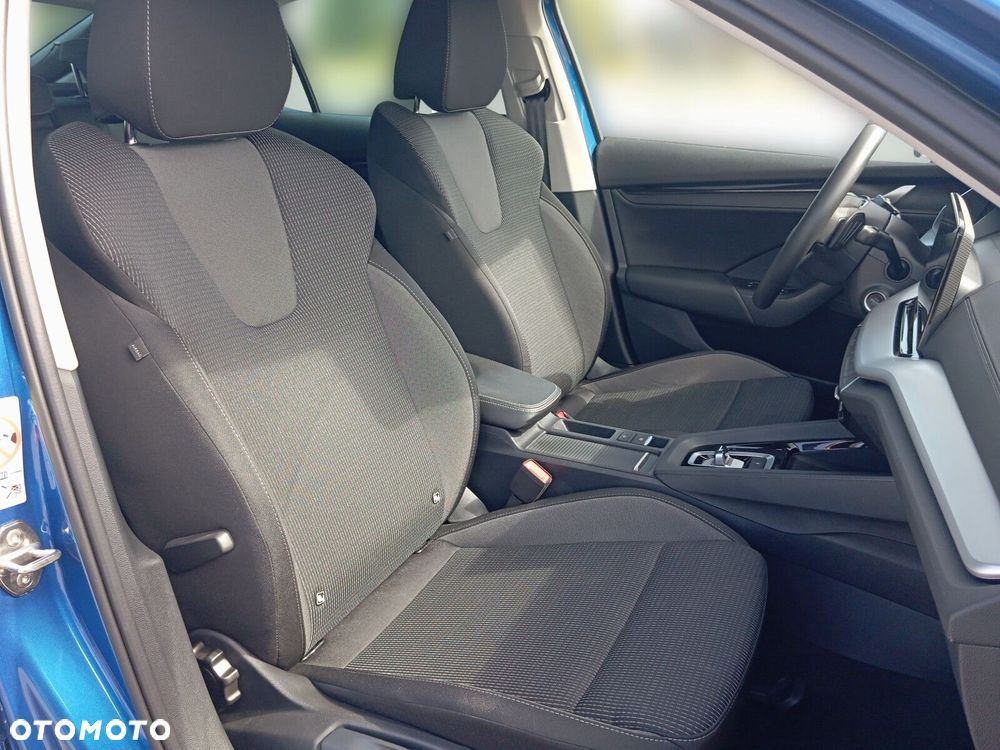 Skoda Octavia 1.5 TSI mHEV Selection DSG - 11