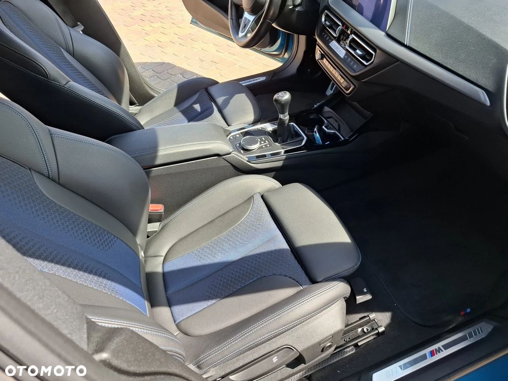 BMW Seria 2 218i Edition Colorvision - 15