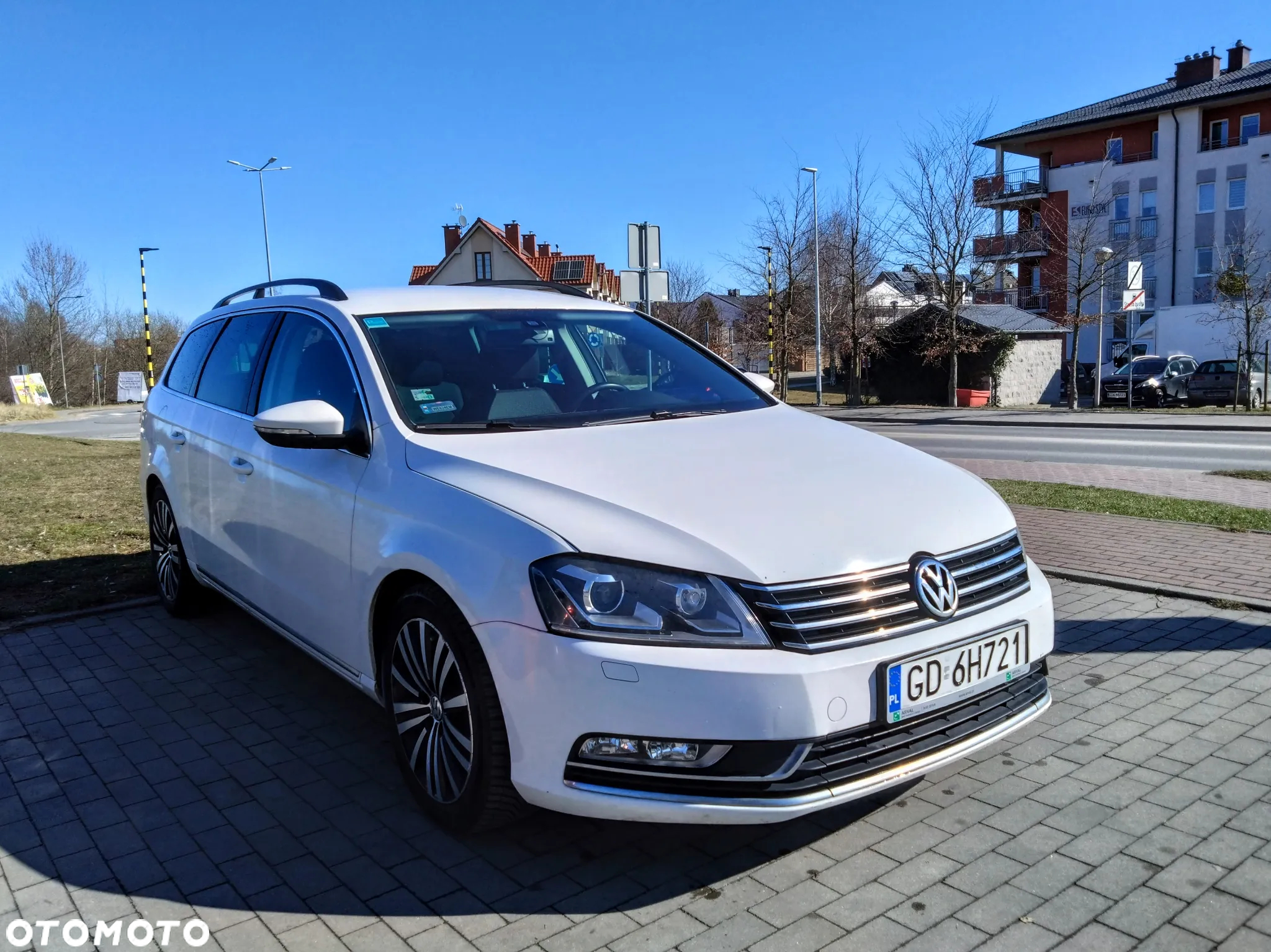 Volkswagen Passat 2.0 TDI Comfortline DSG - 3