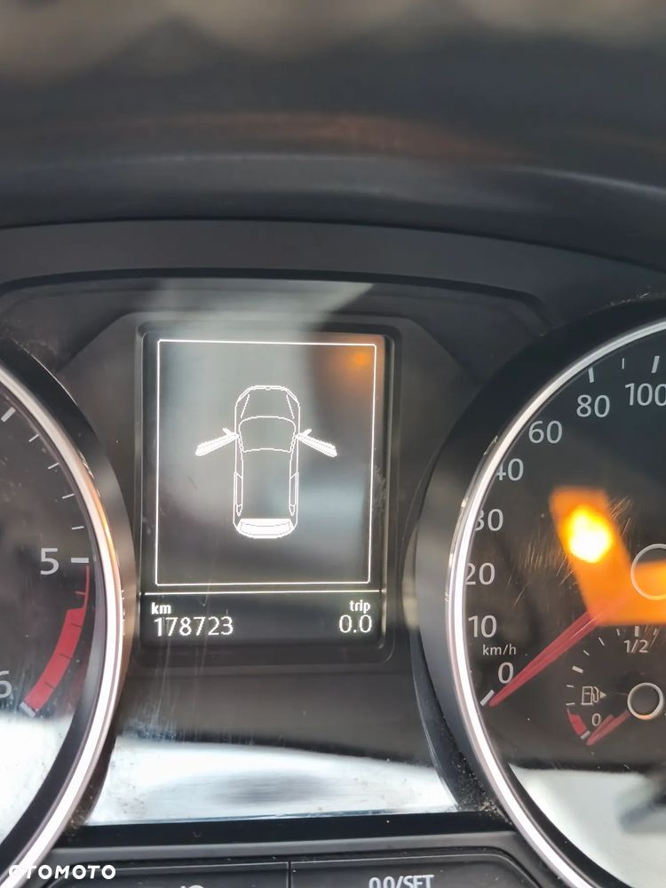 Volkswagen Polo 1.4 TDI Lounge - 9