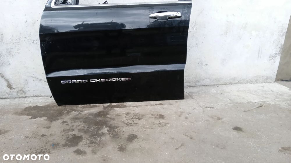 GRAND CHEROKEE WK2- DRZWI PRZEDNIE - 5