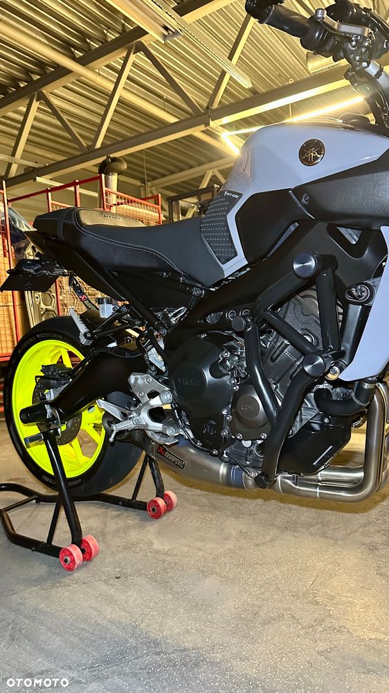 Yamaha MT - 5
