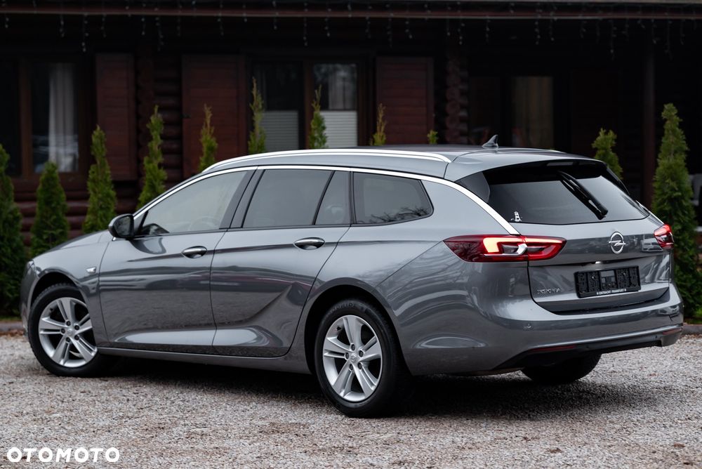 Opel Insignia - 10
