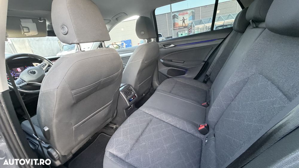 Volkswagen Golf 1.5 TSI ACT Life - 20