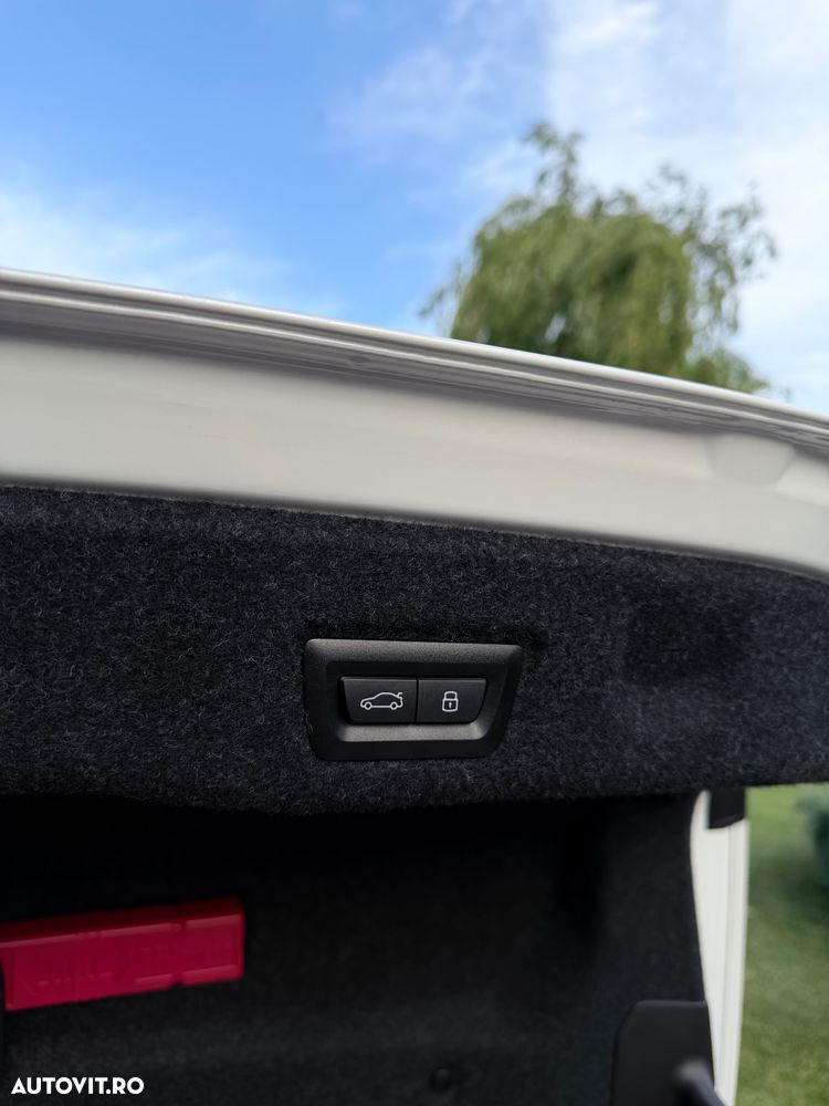 BMW Seria 5 520i AT MHEV - 7
