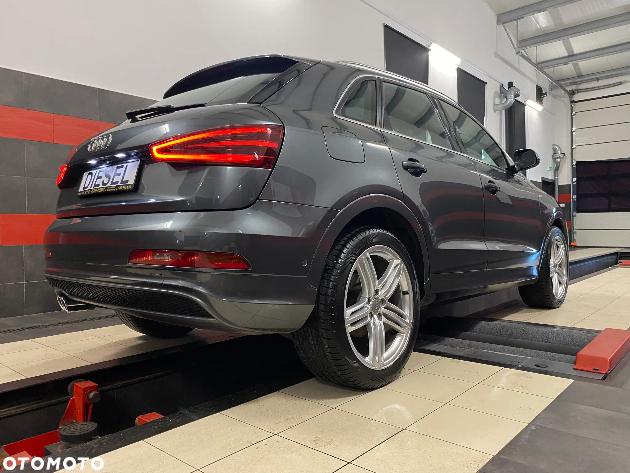 Audi Q3 2.0 TDI Quattro Edycja Specjalna S tronic - 13