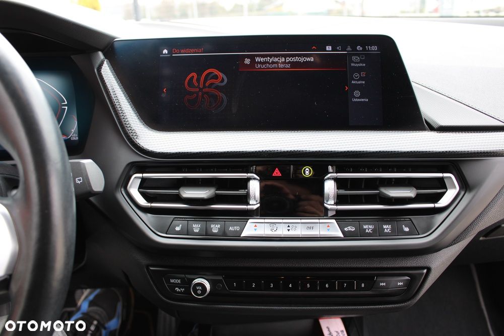 BMW Seria 1 120d xDrive Luxury Line - 28