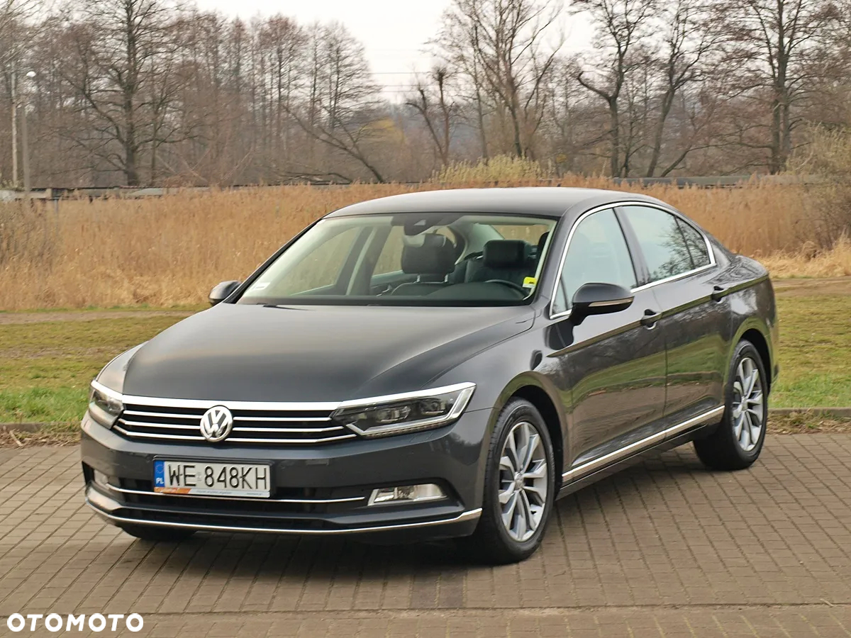 Volkswagen Passat 1.8 TSI BMT Highline - 16