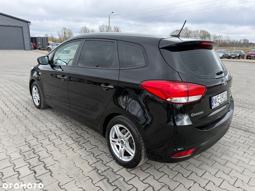 Kia Carens 1.6 GDI Dream-Team Edition - 5