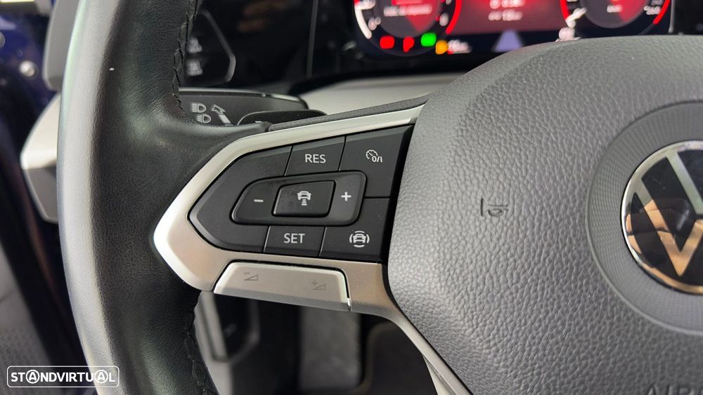 VW Golf 1.0 eTSI Life DSG - 30