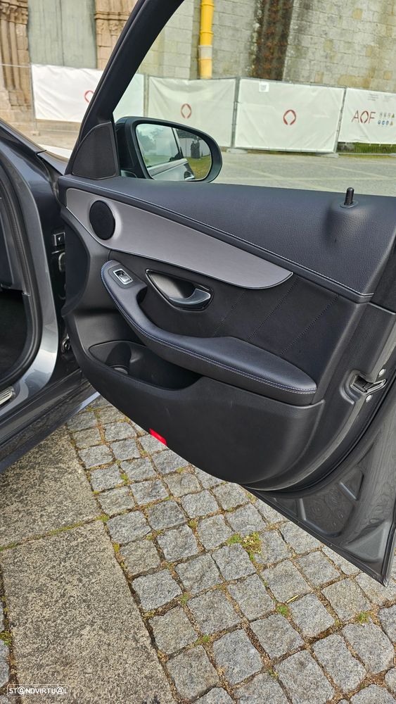 Mercedes-Benz C 220 - 10
