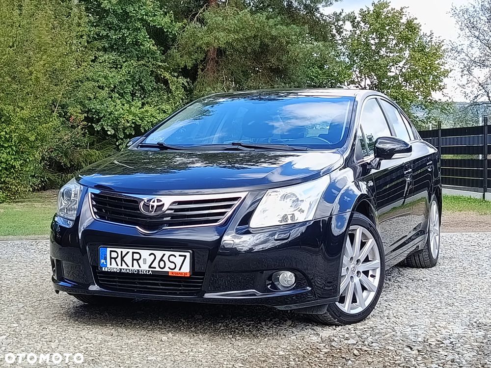 Toyota Avensis - 2