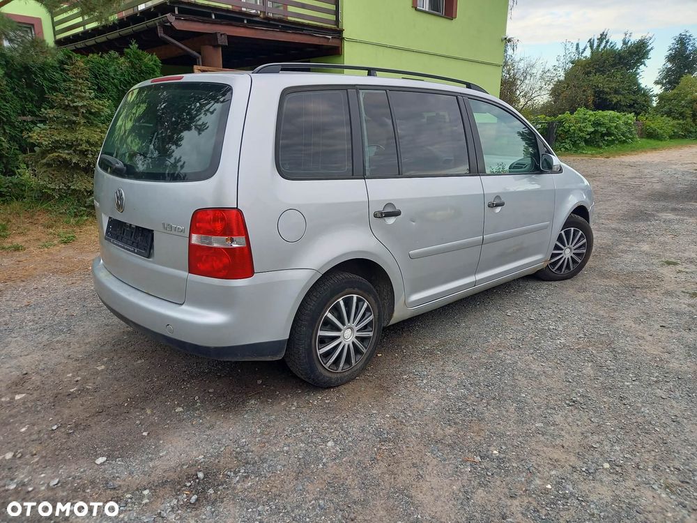 części VW Volkswagen Touran 1.9 tdi 2006r 6-biegowa skrzynia - 2