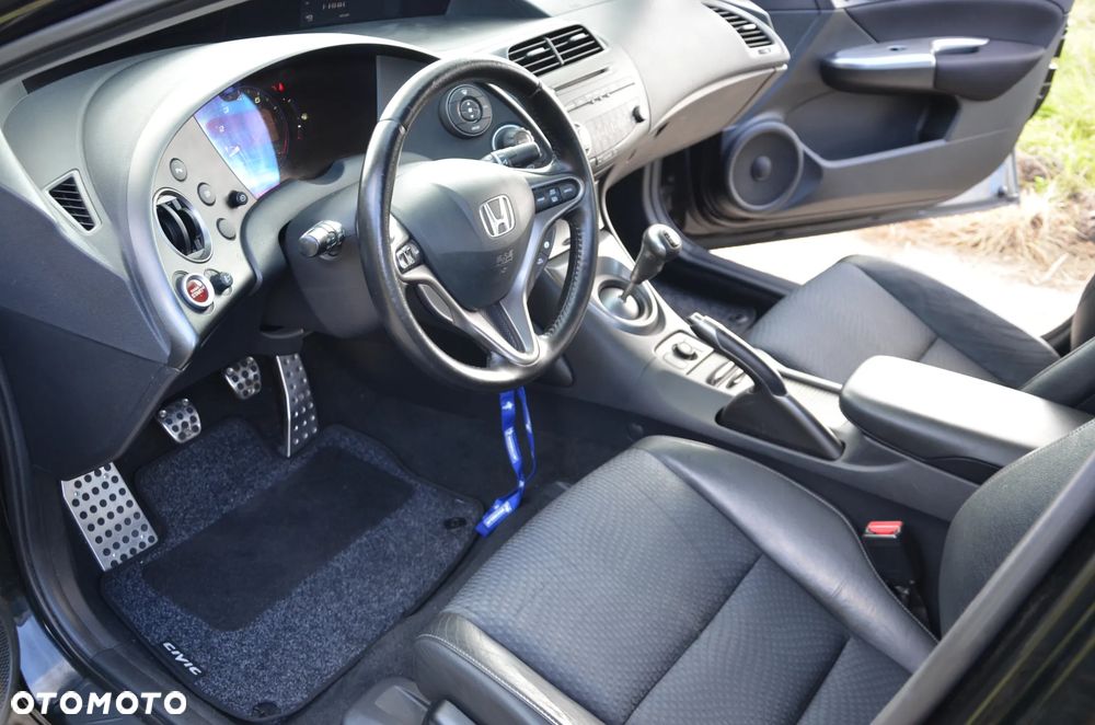 Honda Civic 1.8 Sport - 24