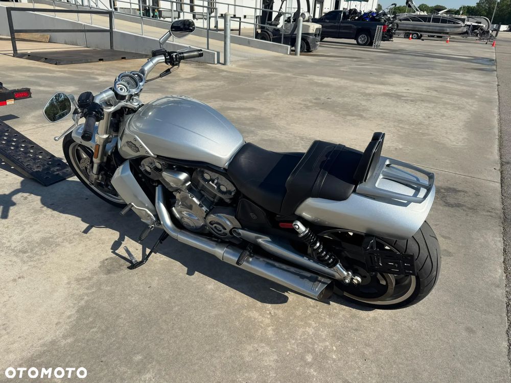 Harley-Davidson V-Rod Muscle - 25