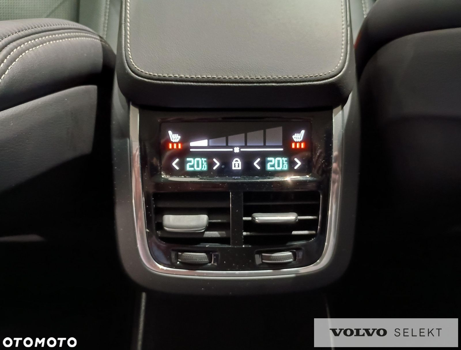 Volvo S90 - 24