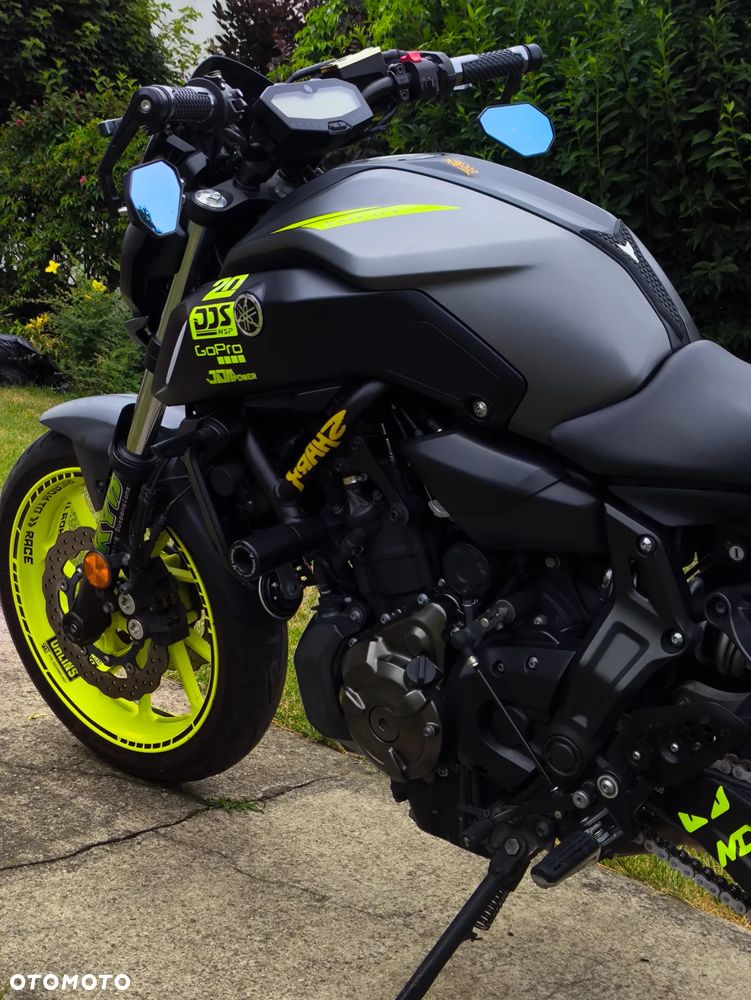 Yamaha MT - 26