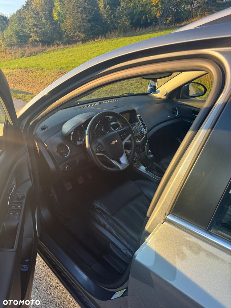 Chevrolet Cruze 1.4 T LT+ - 9