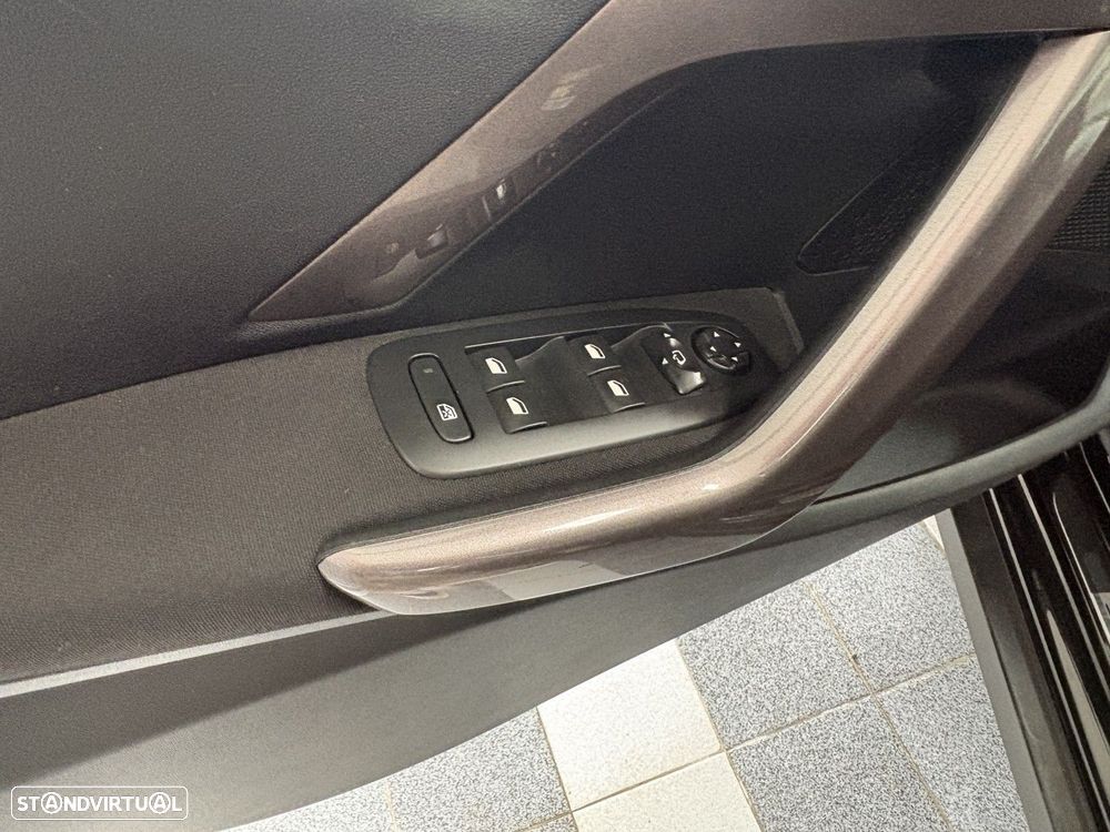 Peugeot 2008 1.2 PureTech Style - 16