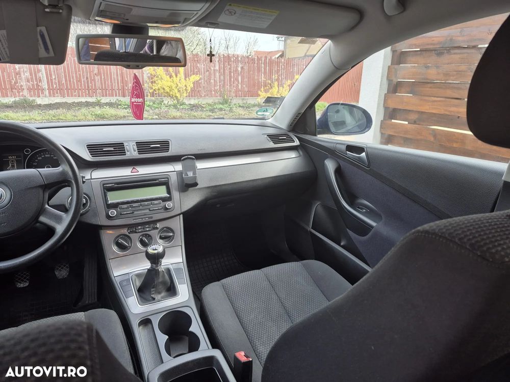 Volkswagen Passat 2.0TDI Trendline DPF - 12