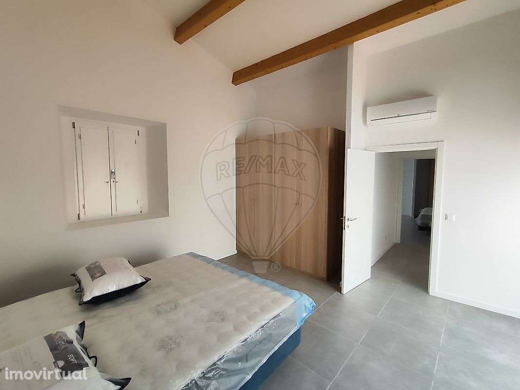 Moradia T4 para arrendamento - Grande imagem: 4/8