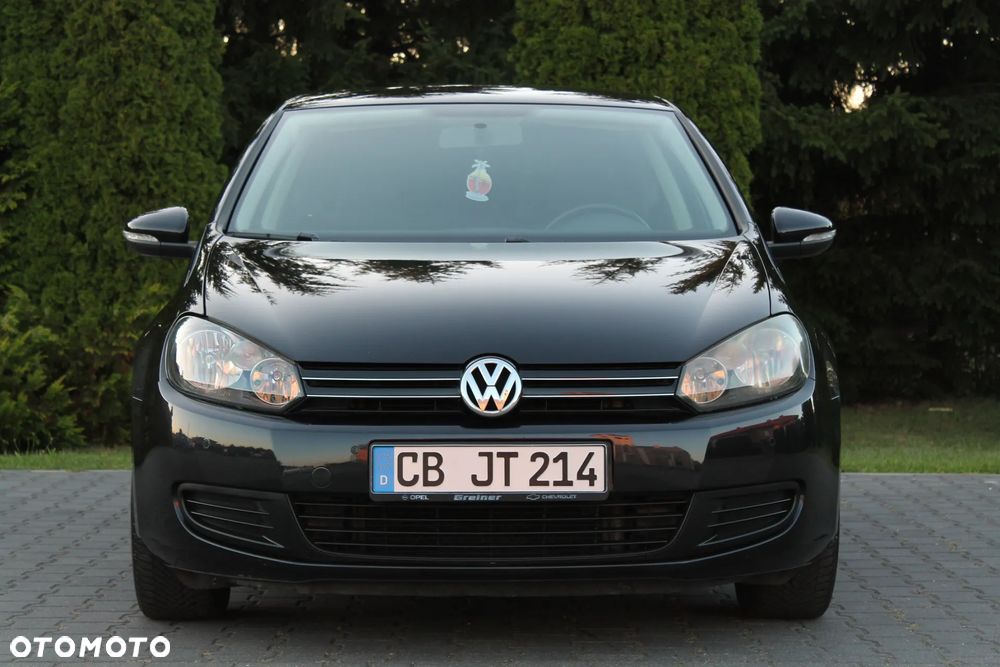 Volkswagen Golf - 10