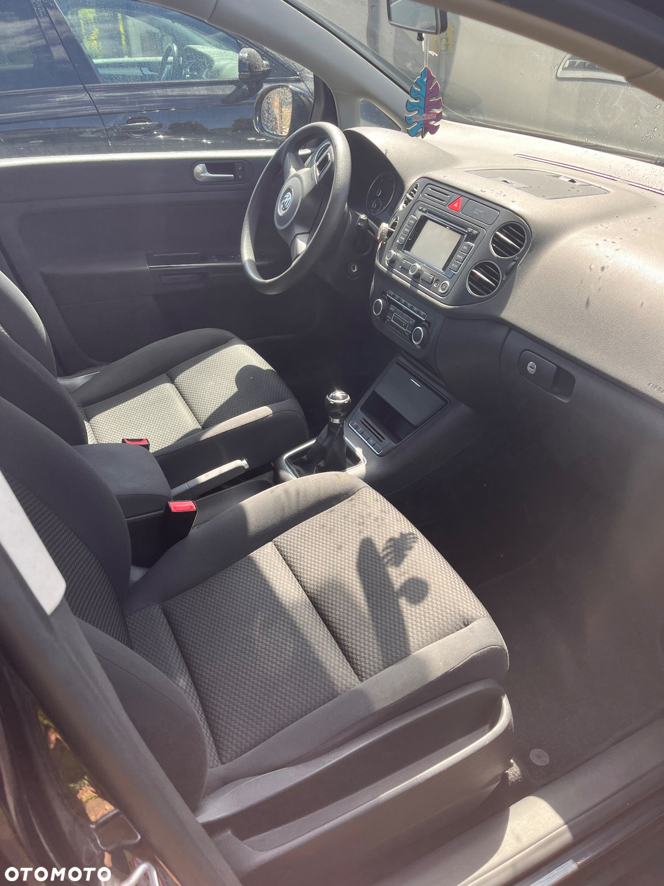 Volkswagen Golf Plus 1.6 TDI BlueMot Comfortline - 2
