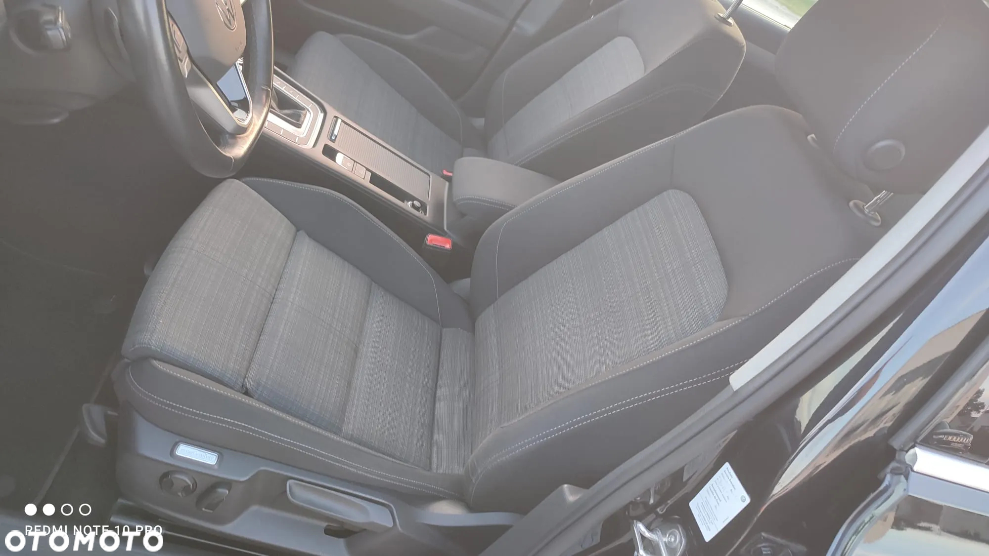 Volkswagen Passat Variant 2.0 TDI SCR DSG Business - 8