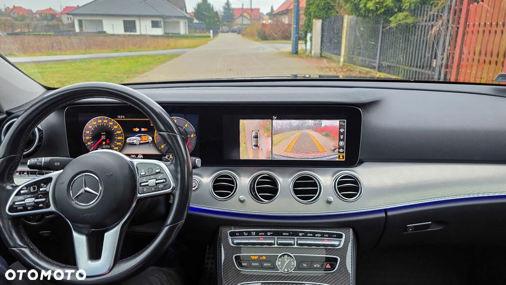Mercedes-Benz Klasa E 220 d 4-Matic AMG - 17