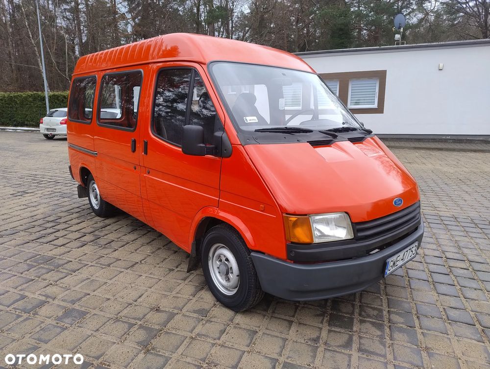 Ford Transit GL - 16