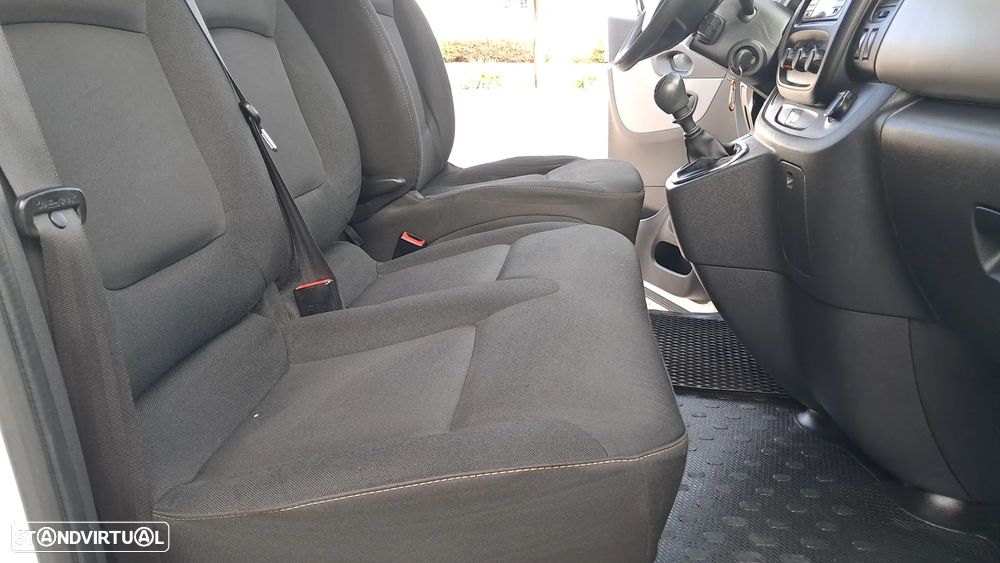 Renault Trafic 1.6 dCi L2H1 1.2T SS - 17