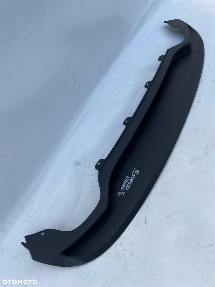 SPOJLER DOKŁADKA ZDERZAKA TYŁ TYLNY SKODA OCTAVIA III 5E6807521 - 2