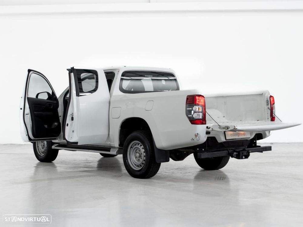 Mitsubishi L200 2.4 DI-D CLUB CAB INVITE 3L 4WD - 6