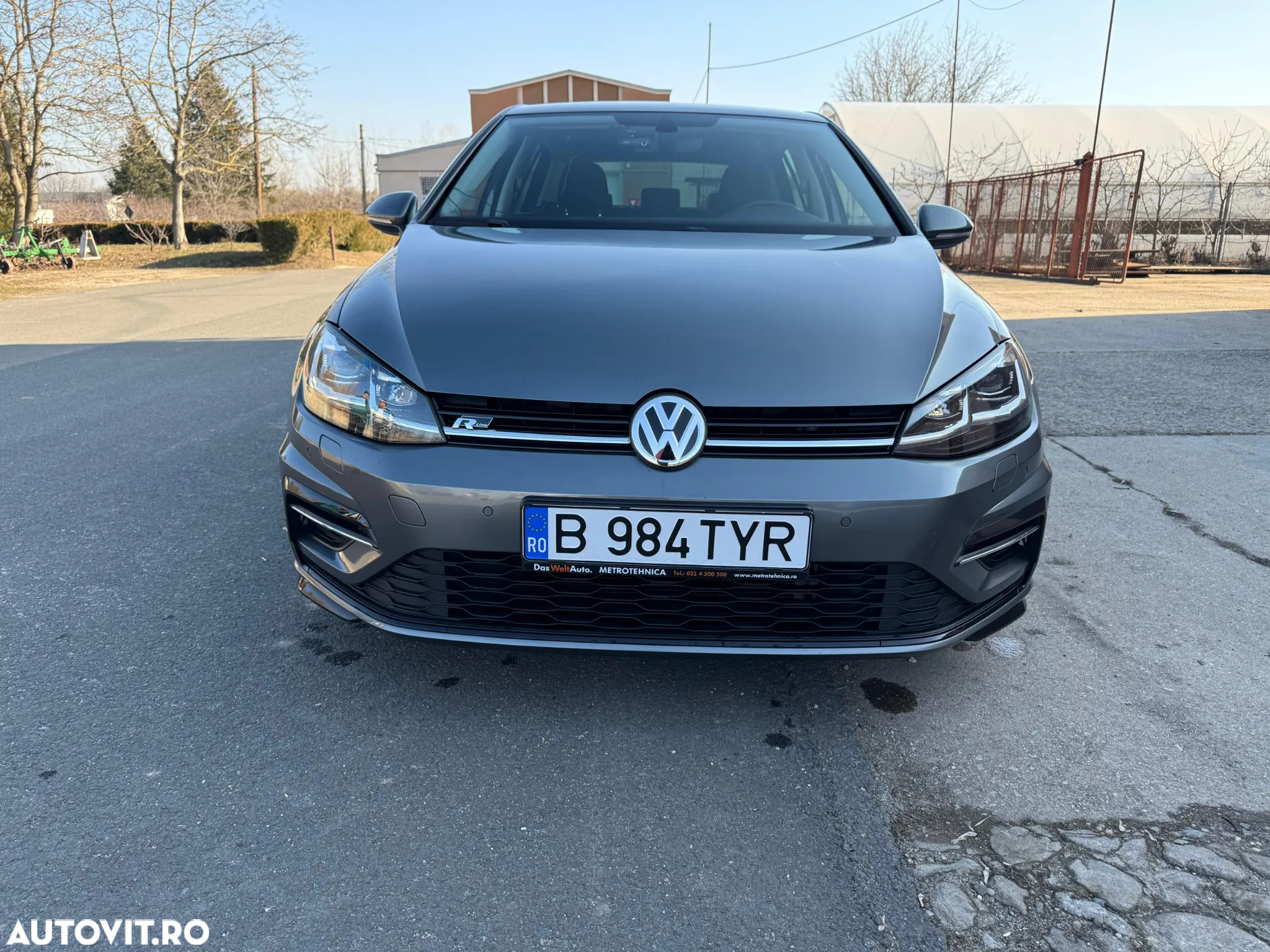 Volkswagen Golf 1.6 TDI DSG Comfortline - 8