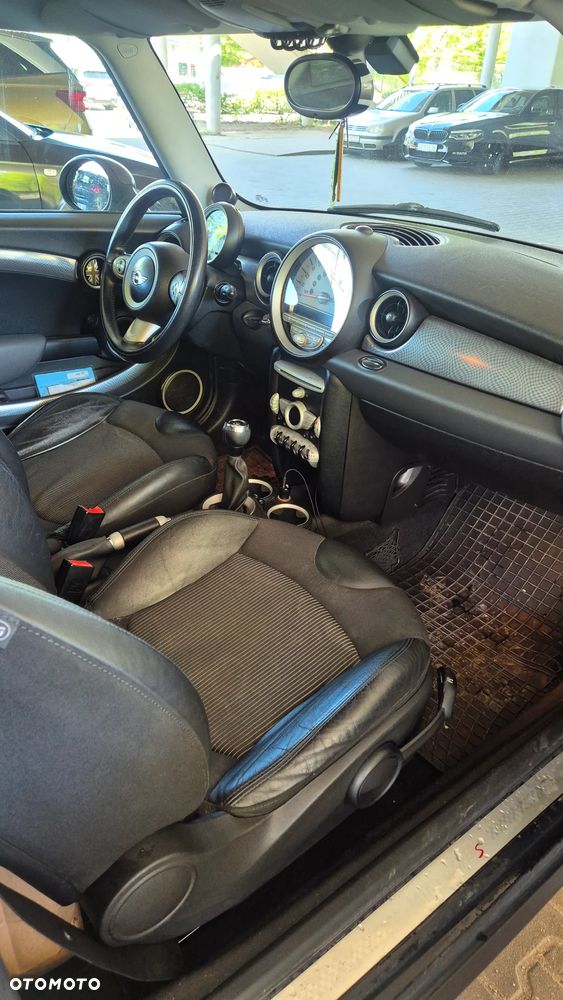 MINI Cooper S Standard - 12