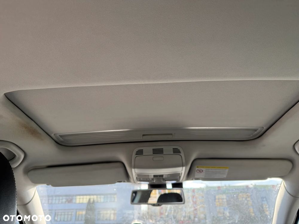 Volkswagen Passat 2.0 TDI DPF DSG Highline - 4