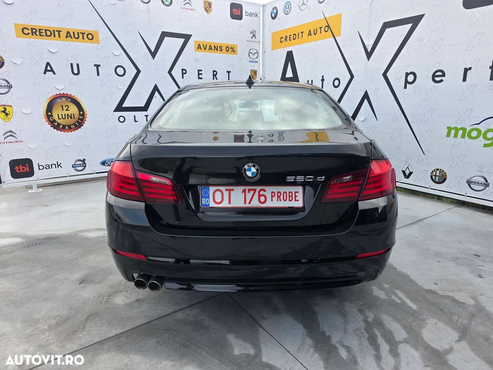BMW Seria 5 520d - 5
