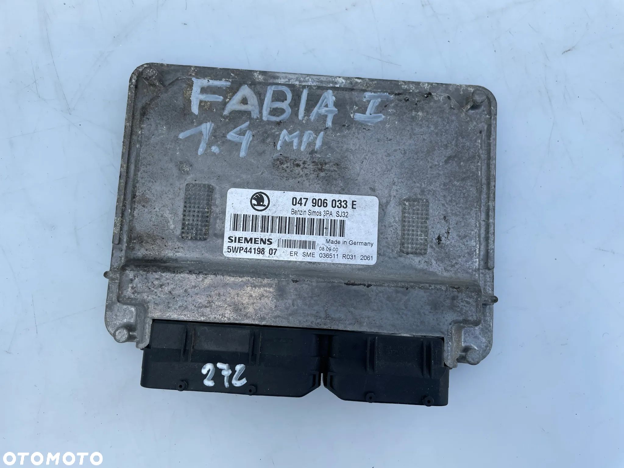 Sterownik silnika Skoda Fabia I 1.4 MPI 047906033E - 1