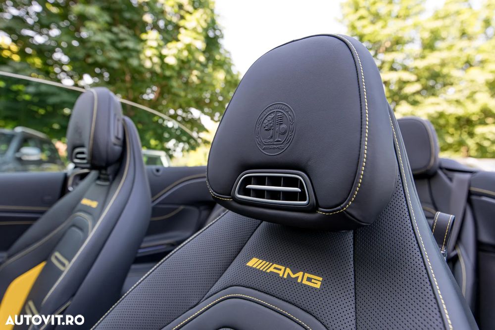 Mercedes-Benz CLE Mercedes-AMG 53 4M+ Cabrio AMG S.SHIFT TCT 9G - 29
