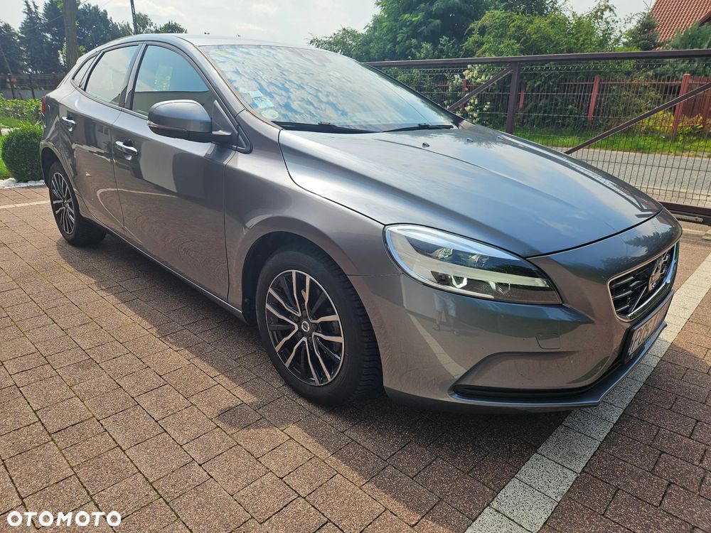 Volvo V40 D2 Momentum - 10