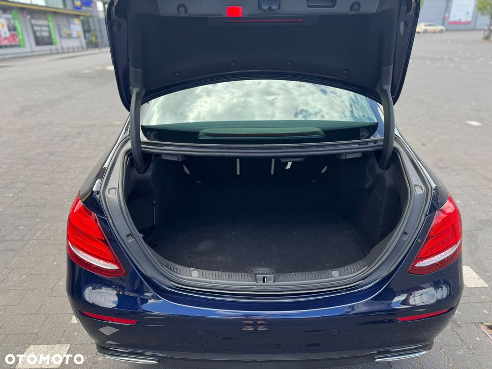 Mercedes-Benz Klasa E 220 d 9G-TRONIC Avantgarde - 10