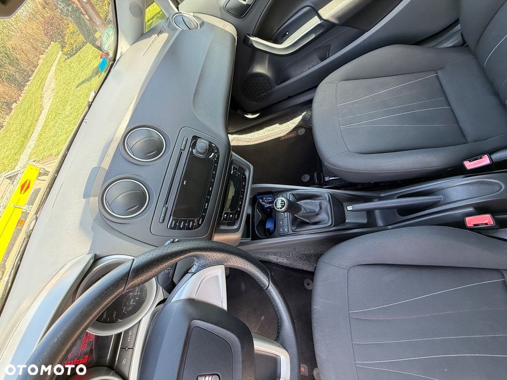 Seat Ibiza SC 1.4 16V Sport - 8