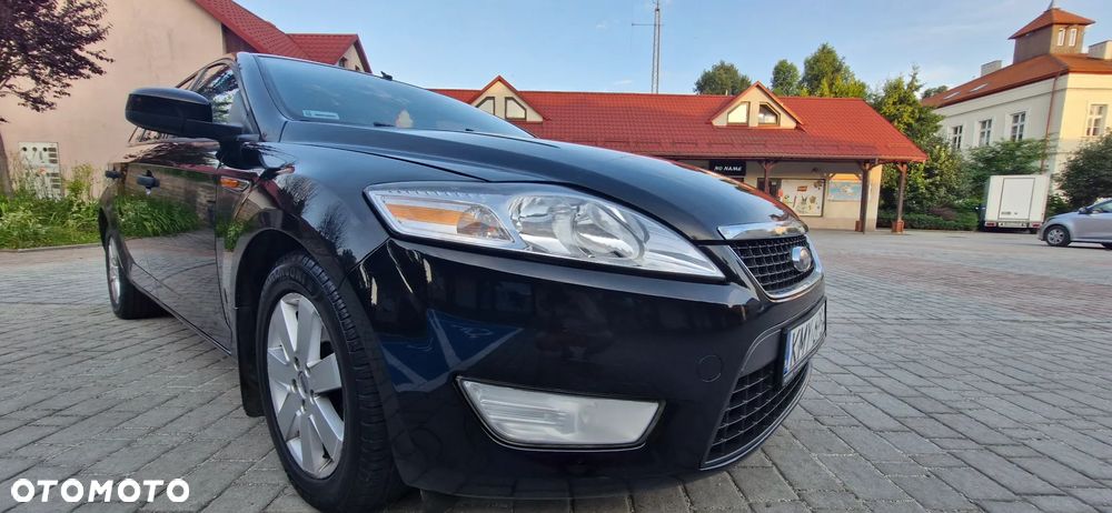 Ford Mondeo 2.0 TDCi Ambiente - 4