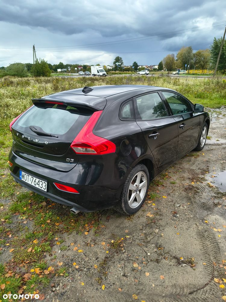 Volvo V40 D3 Base - 7