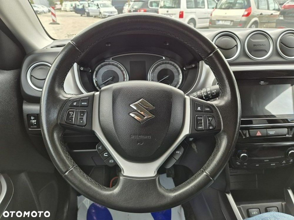 Suzuki Vitara - 21