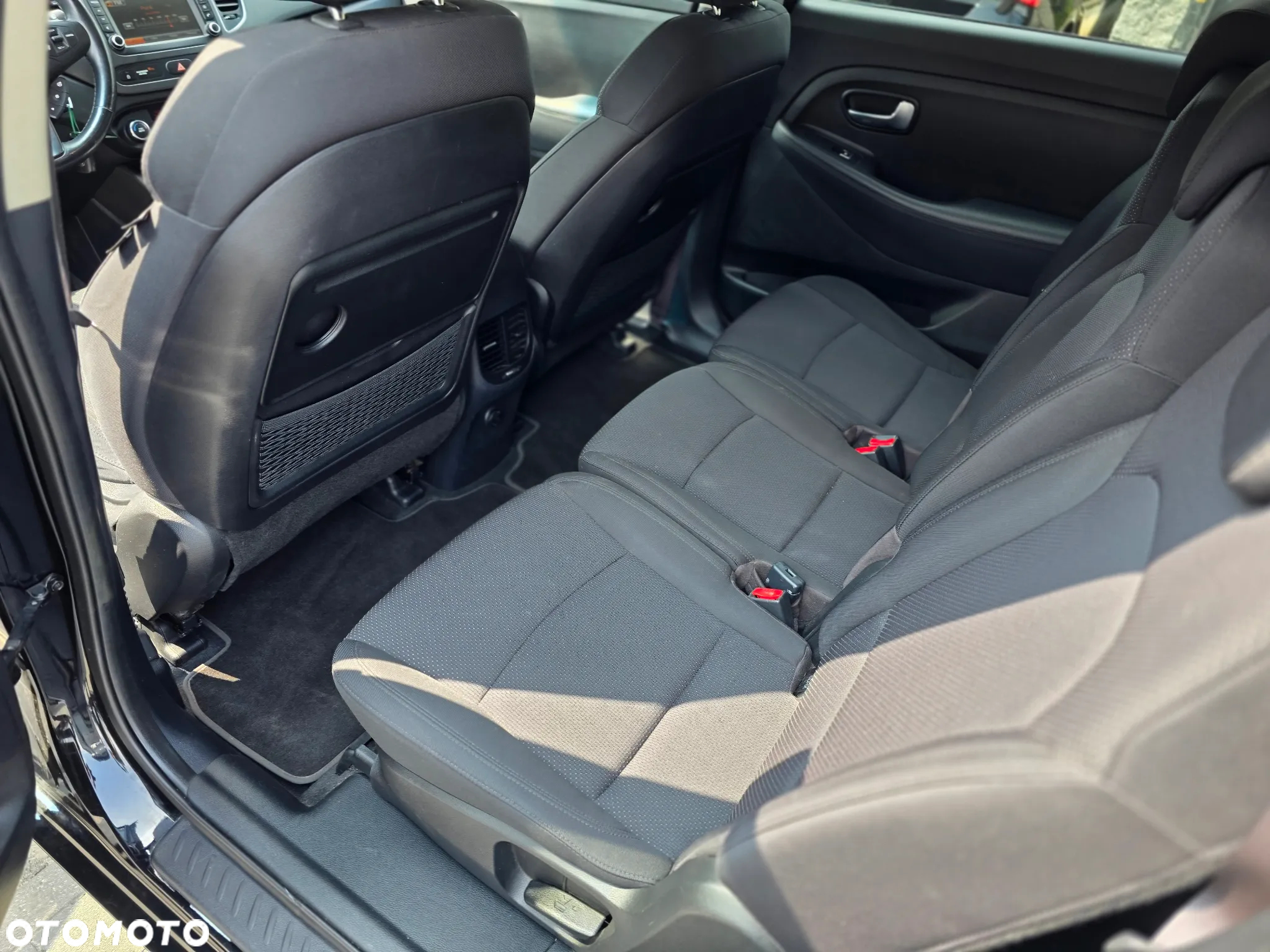 Kia Carens 1.7 CRDi 115 Fifa World Cup Edition - 14