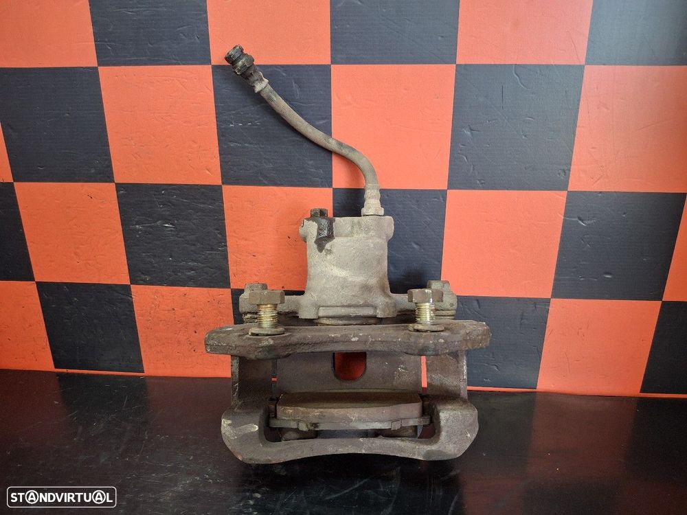 Pinça Travão Trás Direita Trás Mitsubishi Canter Camião De Plataforma/ - 2