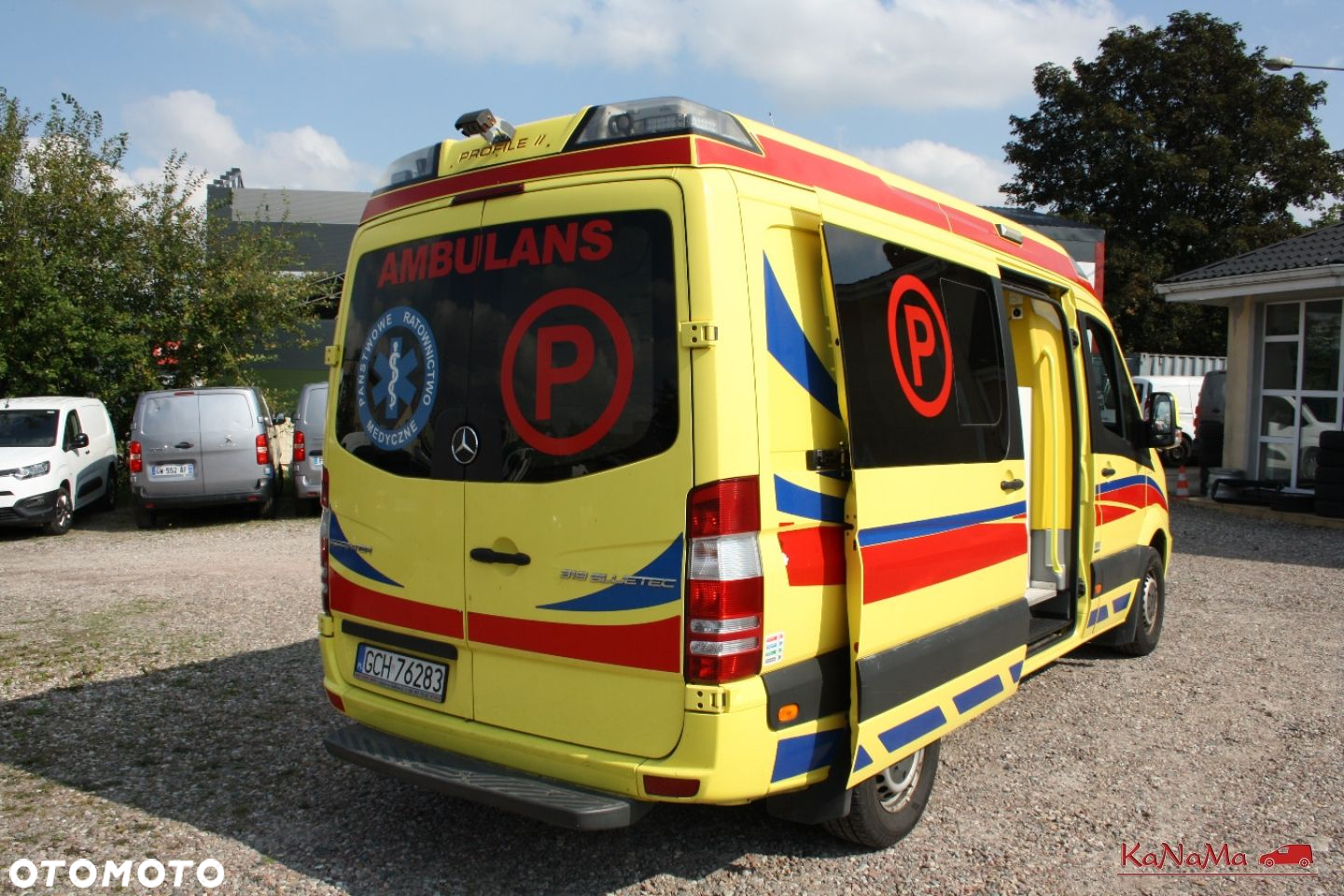 Mercedes-Benz Sprinter - 12