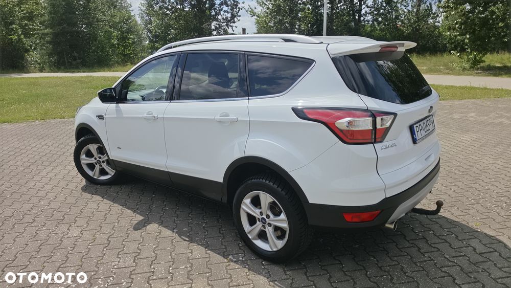 Ford Kuga 2.0 TDCi 4x4 Titanium - 10